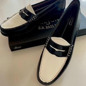 G.H. Bass & Co - Whitney Colorblock Loafers 8.5